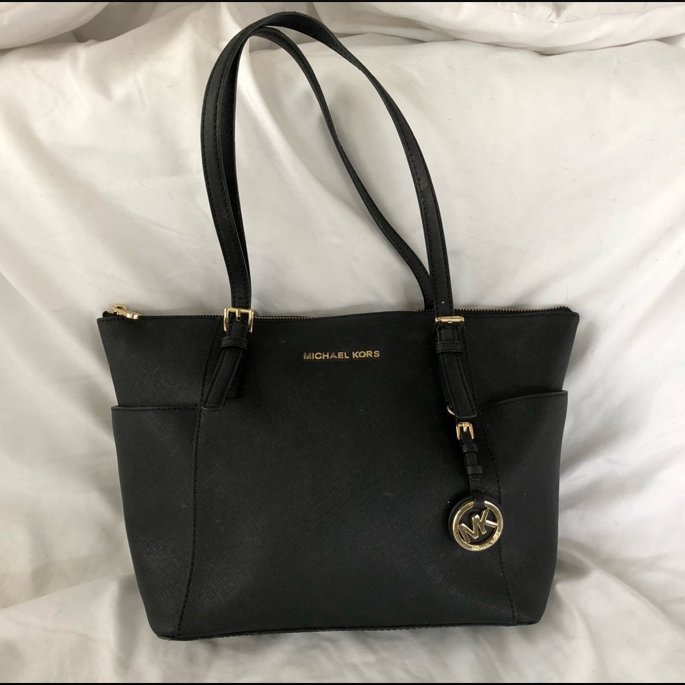 MICHAEL KORS SAFFIANO BAG